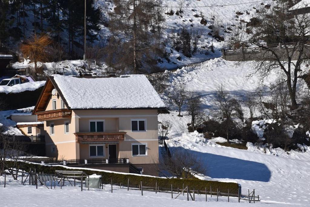 Sittersdorf B&B Goesselsdorfer Seeblick المظهر الخارجي الصورة