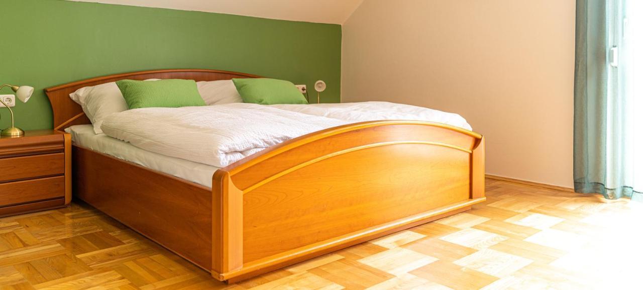 Sittersdorf B&B Goesselsdorfer Seeblick المظهر الخارجي الصورة