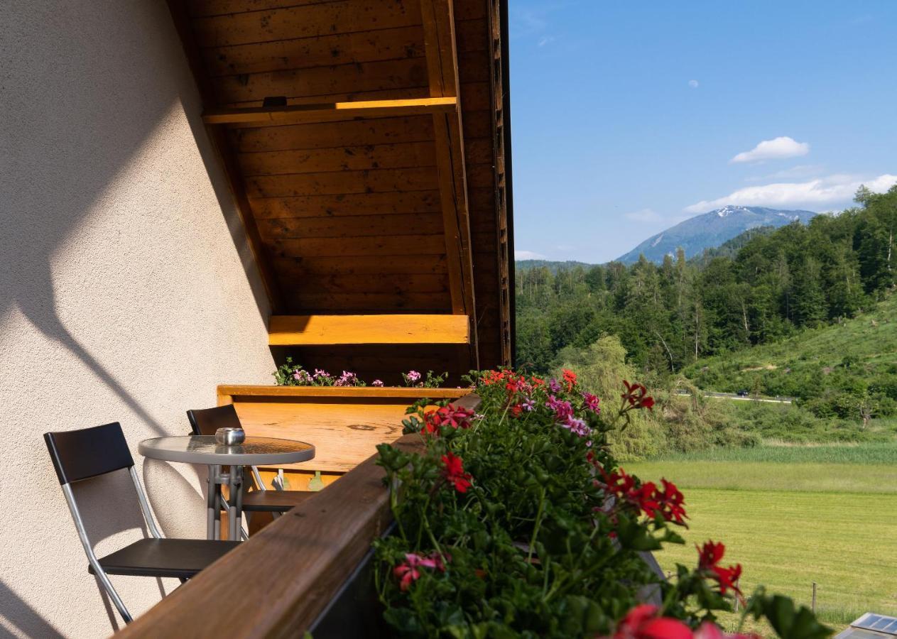 Sittersdorf B&B Goesselsdorfer Seeblick المظهر الخارجي الصورة